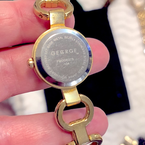 Ladies Stylish VINTAGE Gold Studded Circle Link BRACELET Watch, BY George - Picture 11 of 16